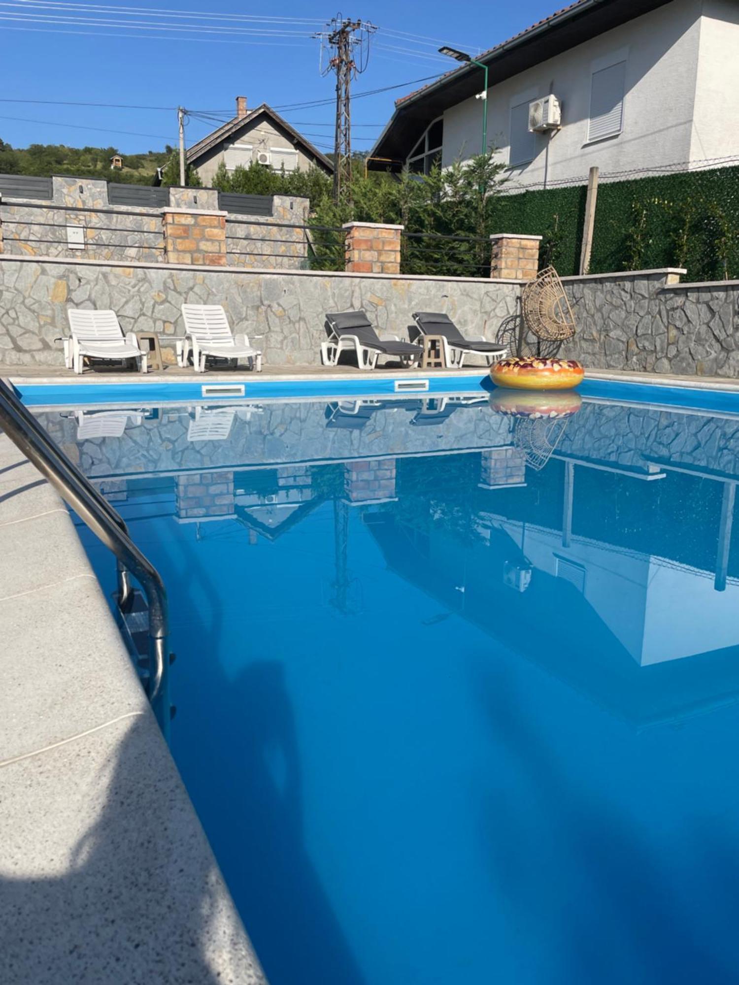 Vila Belilo Σρέμσκι Καρλόβτσι Εξωτερικό φωτογραφία